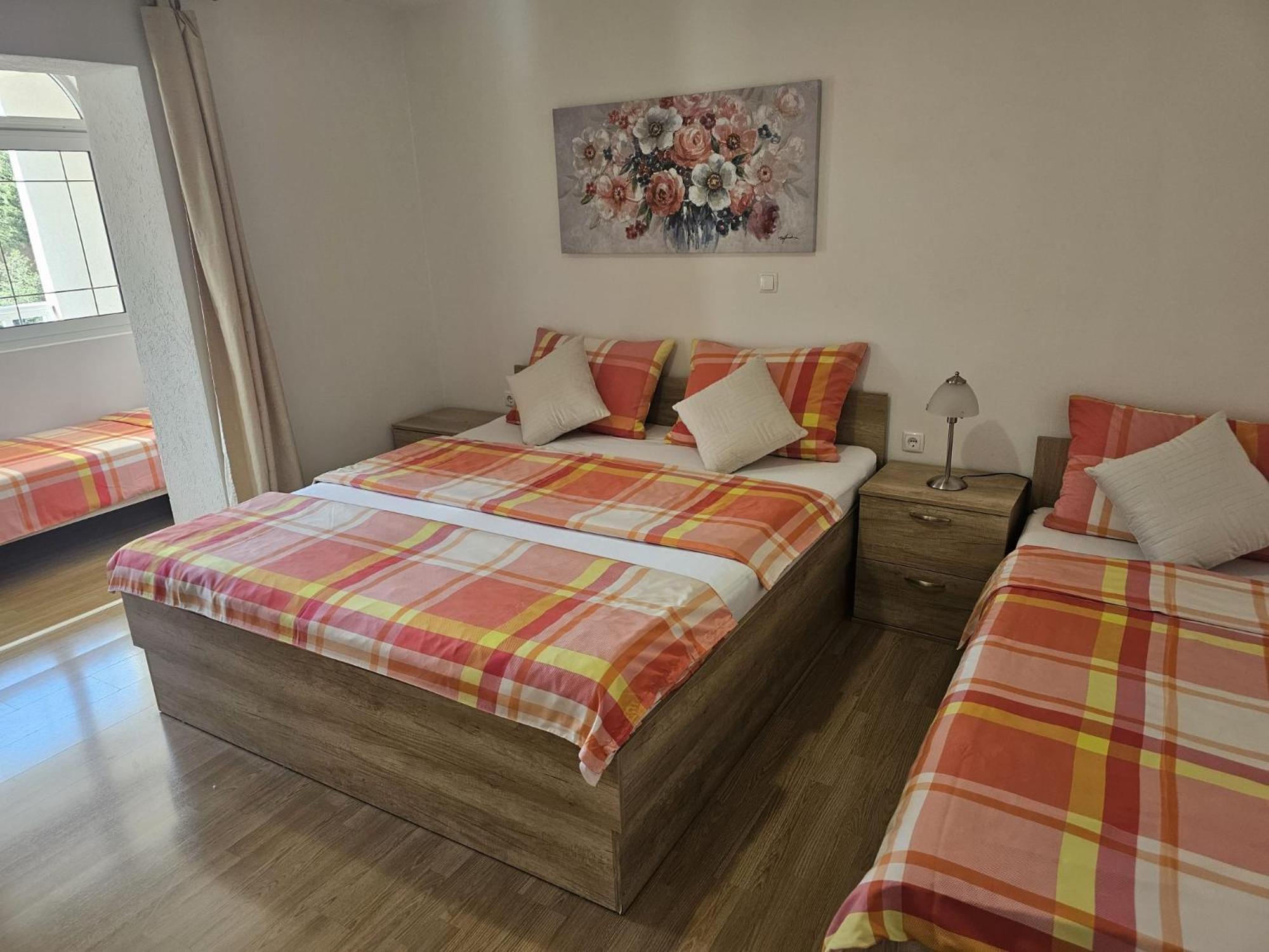 Apartments Kovac マカルスカ 部屋 写真